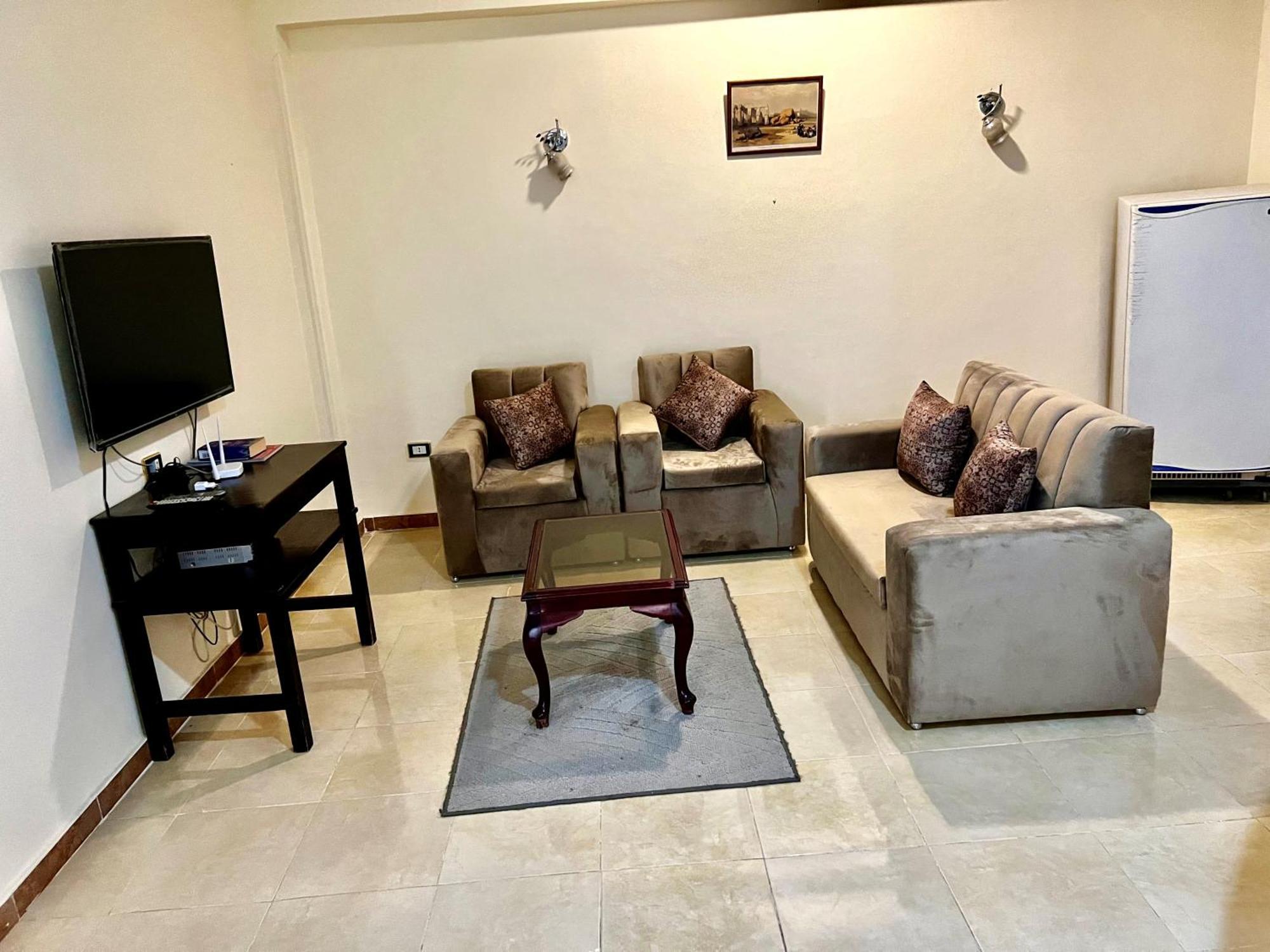 Appartamento Full Moon House Luxor Esterno foto